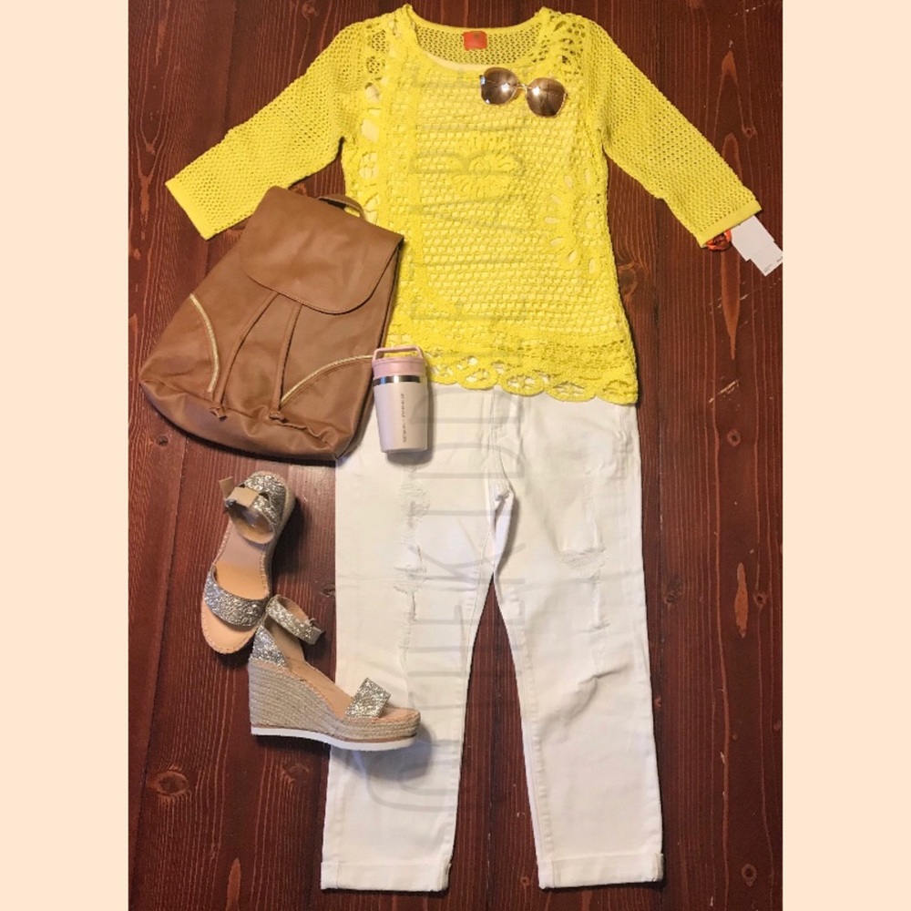 Crochet floral pattern yellow asymmetrical top - Picture 3 of 10